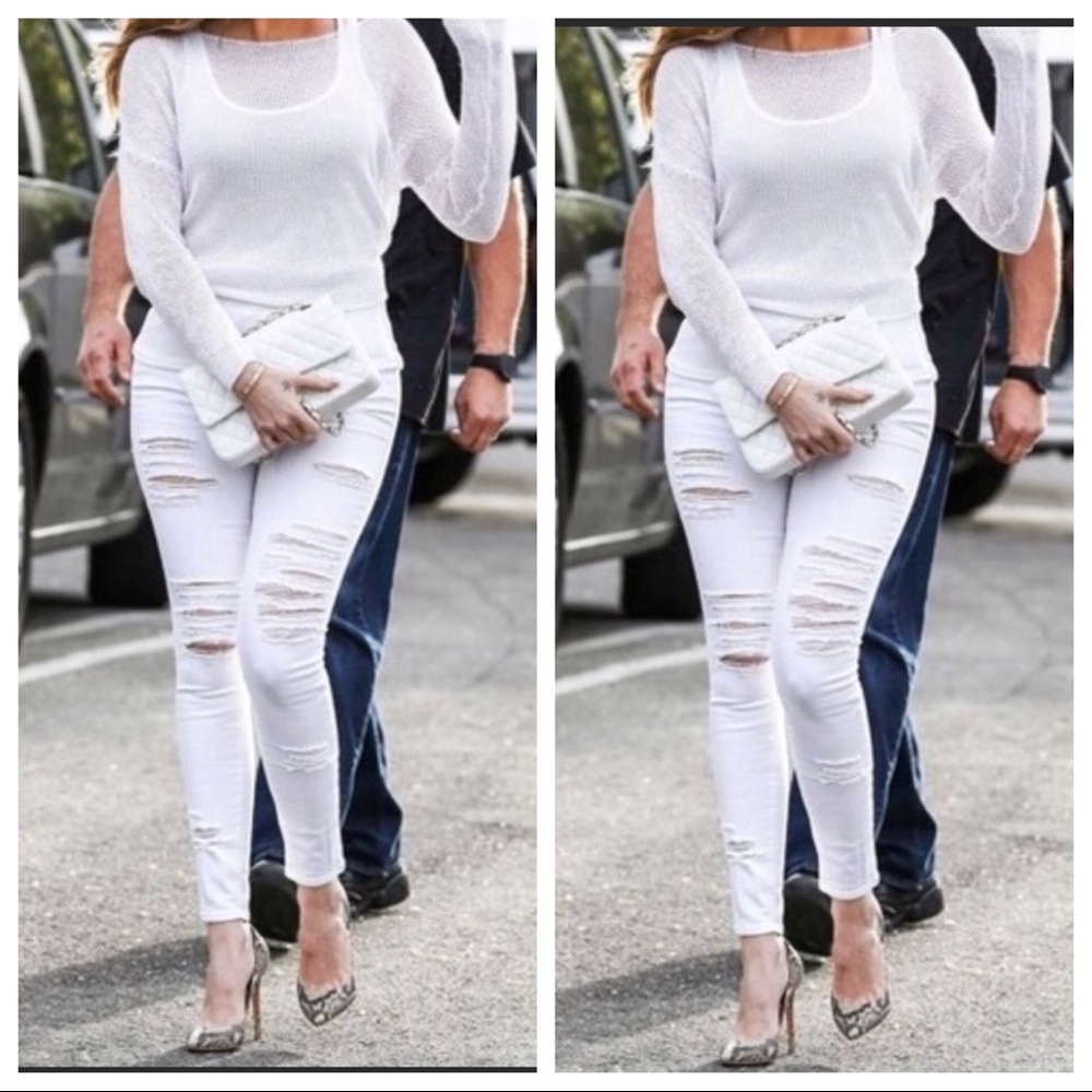 ✨LAST ONE ✨White distress skinny jeans - Picture 3 of 8